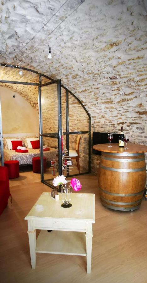 Chambre D Hote De Charme Avec Plein D Authenticite Du 13 Eme Siecle Châteauneuf-du-Pape 외부 사진